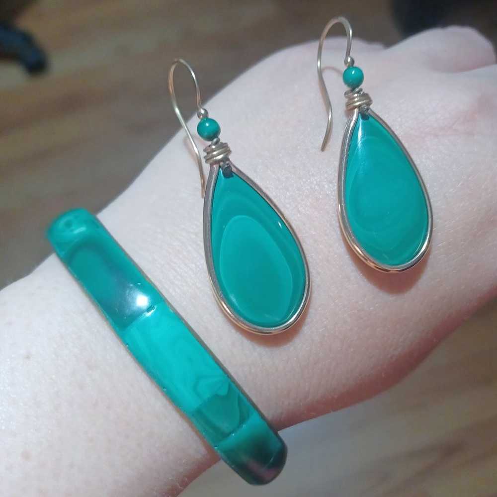 Vintage malachite bangle and earrings set. Green … - image 2