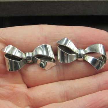 Sterling Rustic Bow Screw On Earrings - image 1