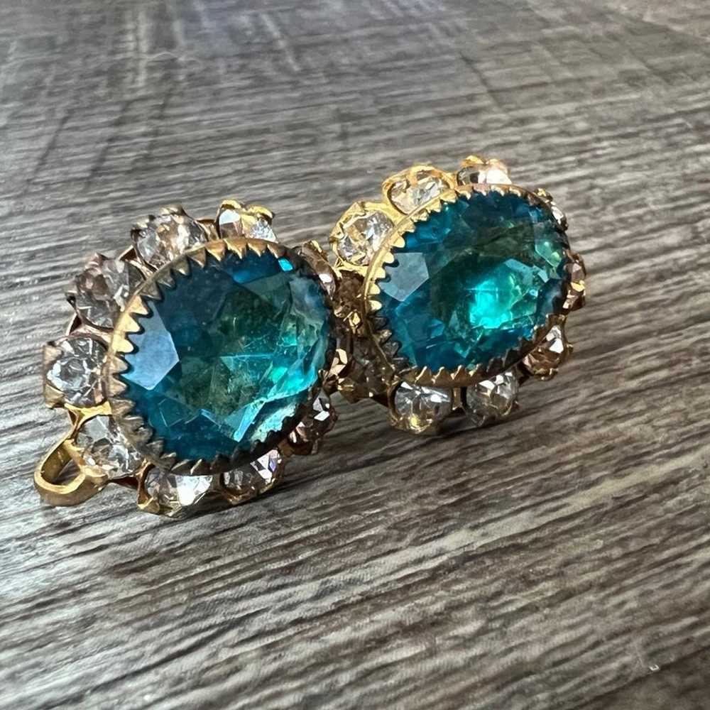 Vintage Aqua Glass Gem Clip On Earrings - image 2