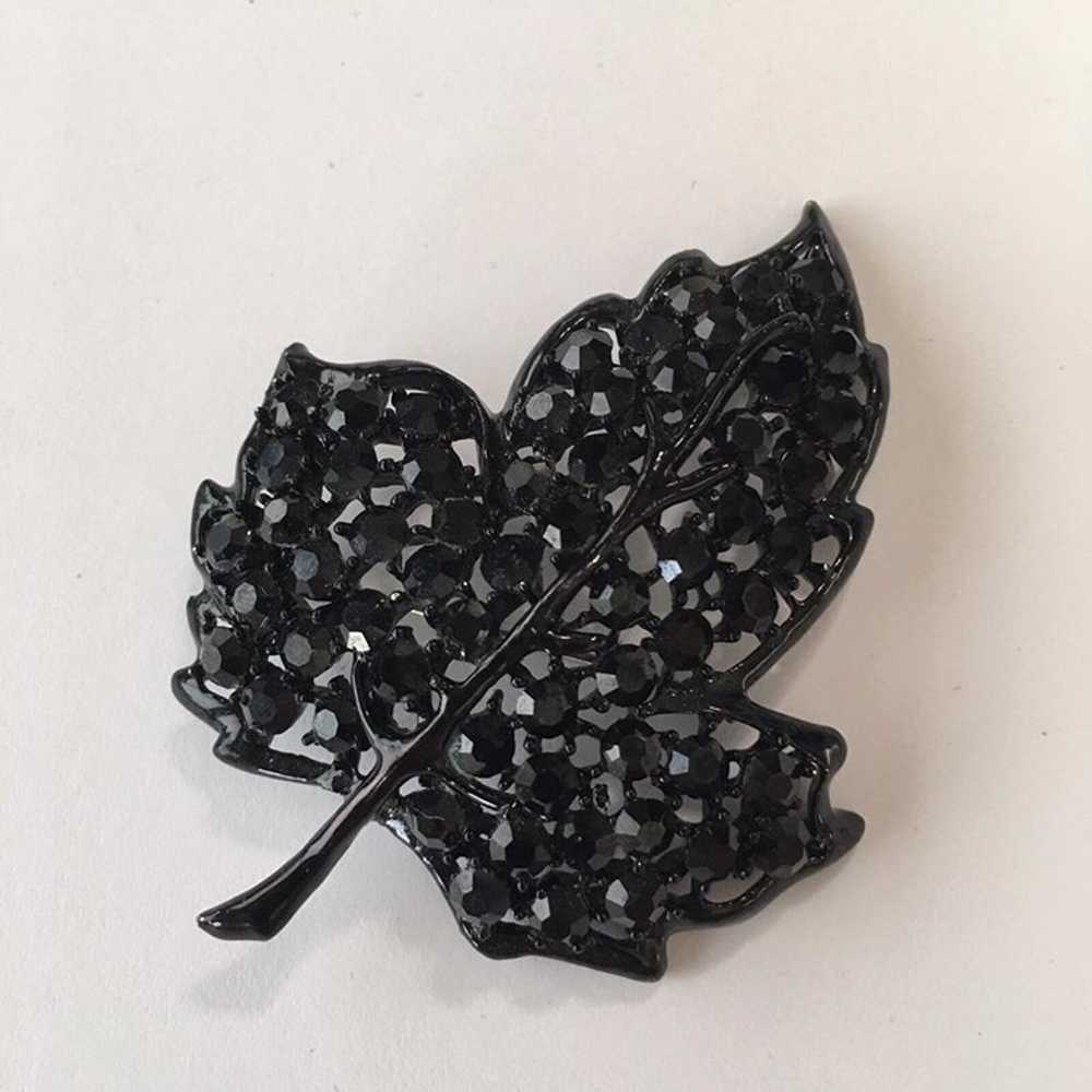 Vintage Brooch Pin Black Leaf Rhinestone Marked W… - image 4