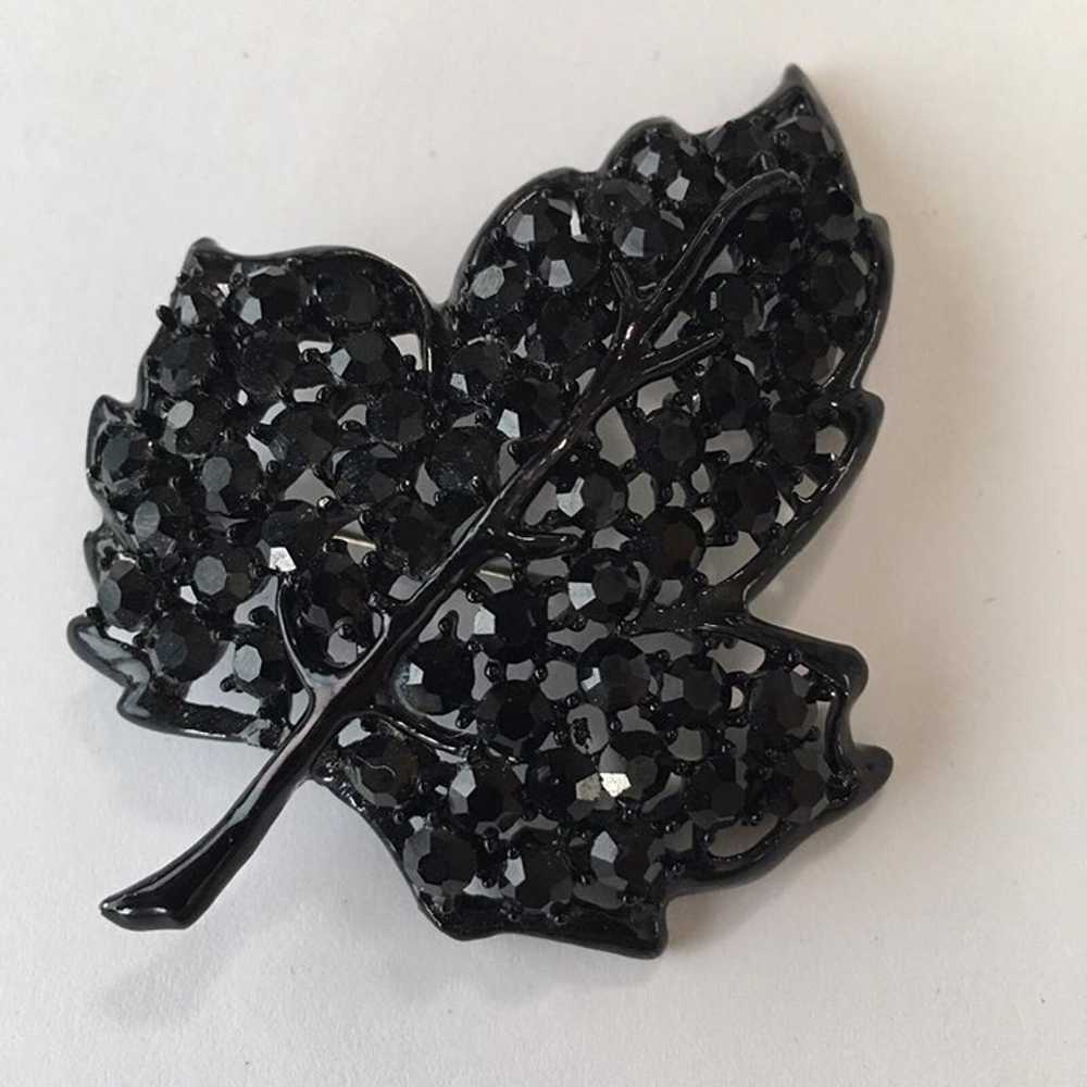 Vintage Brooch Pin Black Leaf Rhinestone Marked W… - image 7