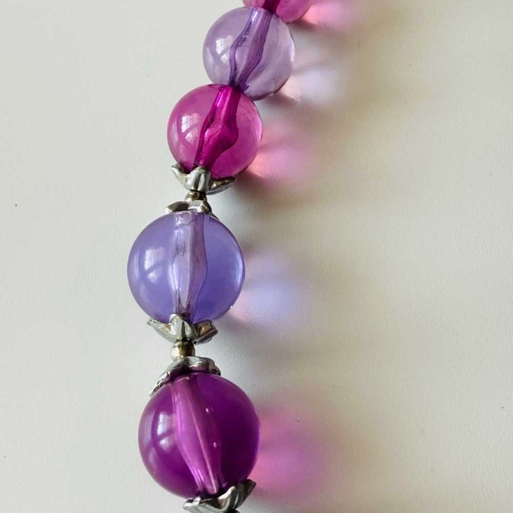 Vintage purple lucite beaded Necklace - image 2