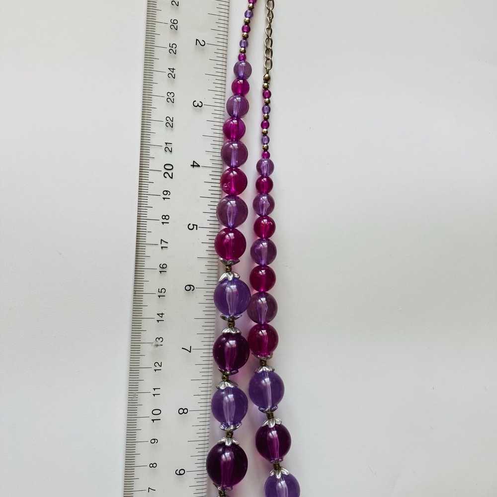 Vintage purple lucite beaded Necklace - image 4