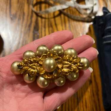 Large vintage faux, pearl brooch, vintage antique