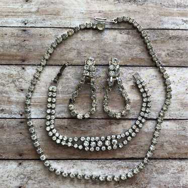 Vintage prong crystal set - image 1