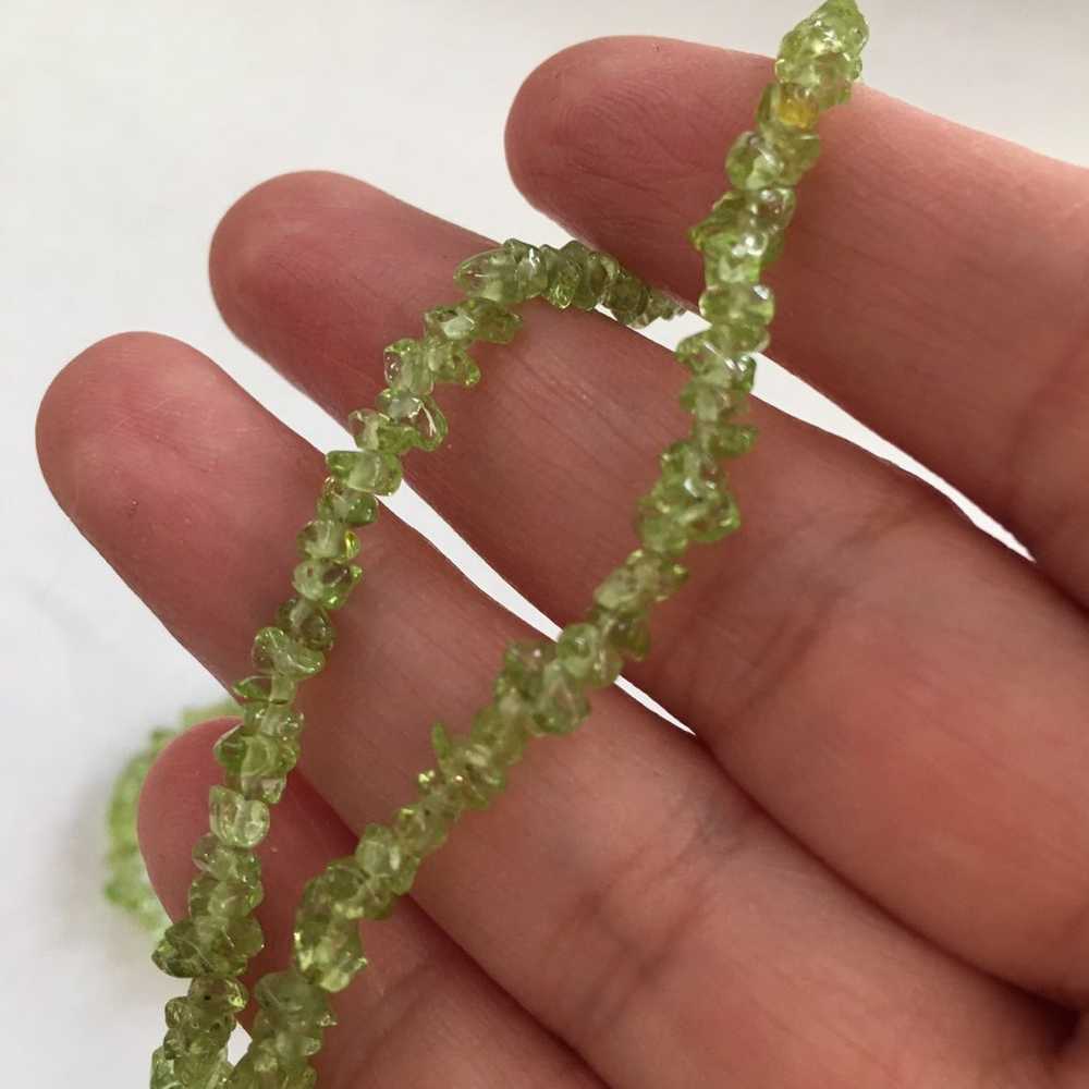 Natural peridot polished chip necklace - image 3