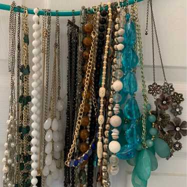 Necklace Jewelry Lot 23 Pieces Vintage