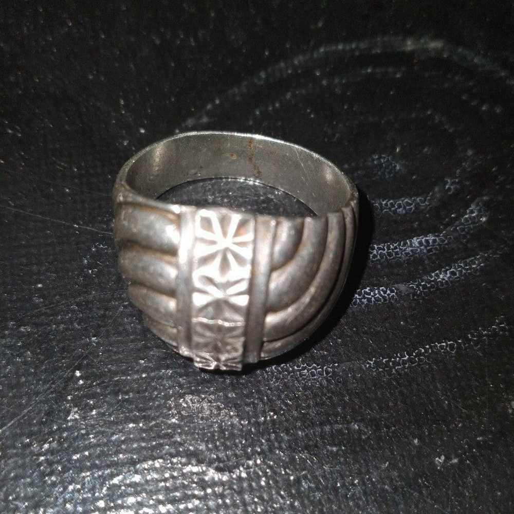 Vintage Beverly Hills Silver 925 Ring size 8.5 - image 1