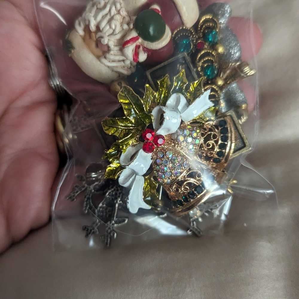 Vintage Xmas Brooch Lot #2 - image 3