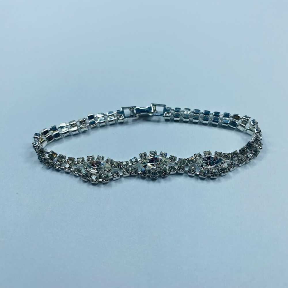 Vintage Rhinestone Chain Bracelet Womens Clear Fa… - image 8