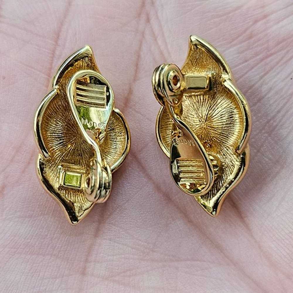 Monet Vintage Earrings Gold Tone Ear Jewelry Crys… - image 11