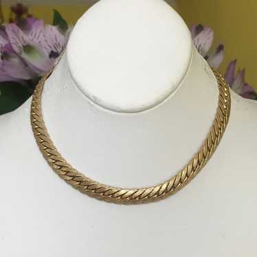 Vintage Chocker Gold Tone Necklace 15”