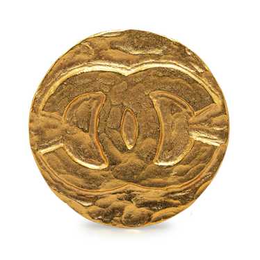 Gold Chanel Gold Plated CC Round Brooch