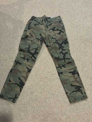 Gap Camo cargos