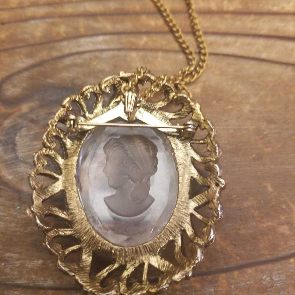 Vintage Cameo Necklace/Brooch - image 2