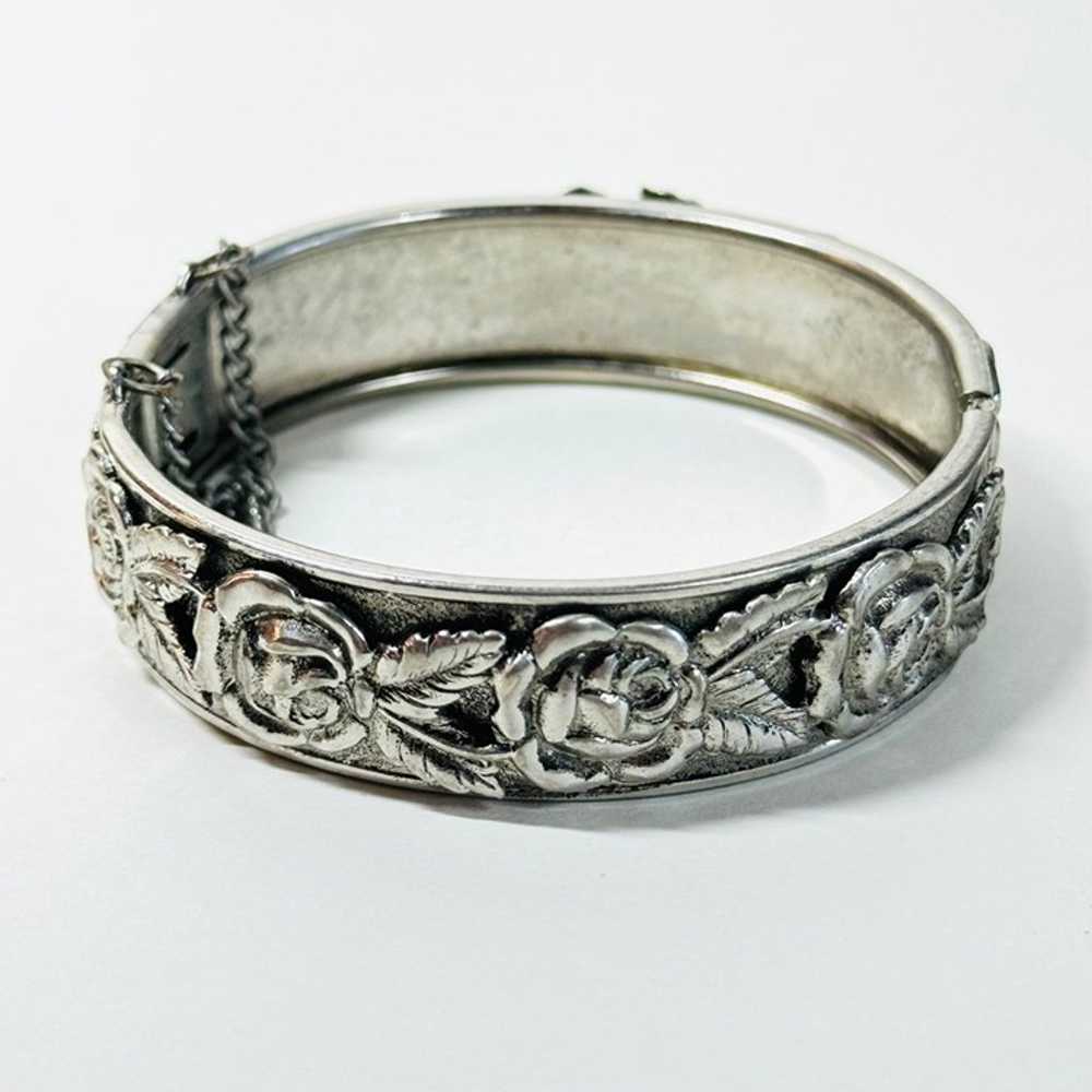 Vintage Victorian style Hinged Silver-tone Bangle… - image 2