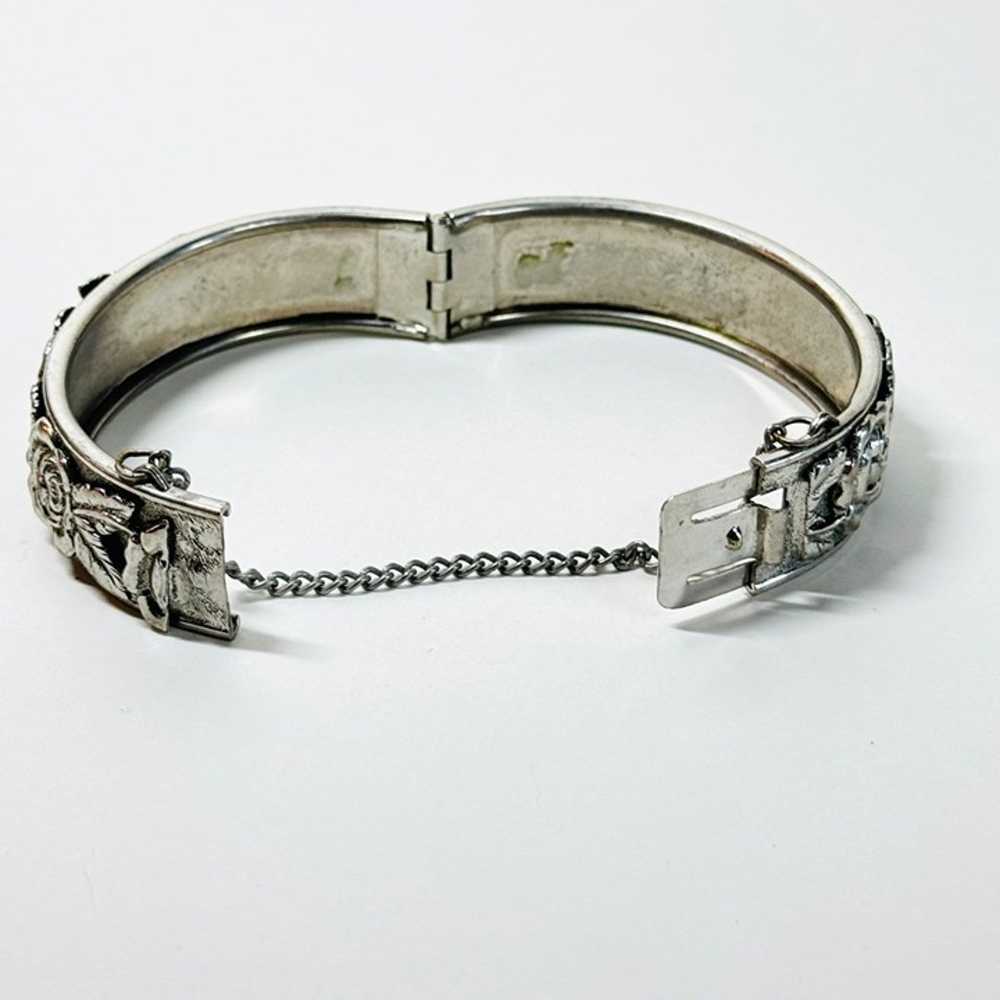 Vintage Victorian style Hinged Silver-tone Bangle… - image 3