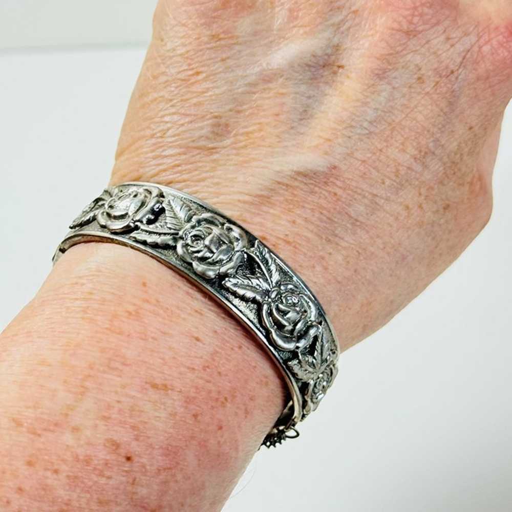 Vintage Victorian style Hinged Silver-tone Bangle… - image 4