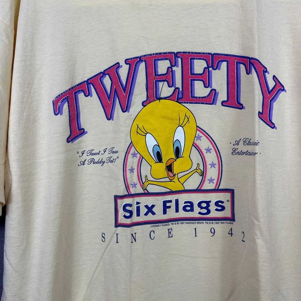 Vintage 1997 Six Flags Tweety Shirt Size XL Yellow - image 3