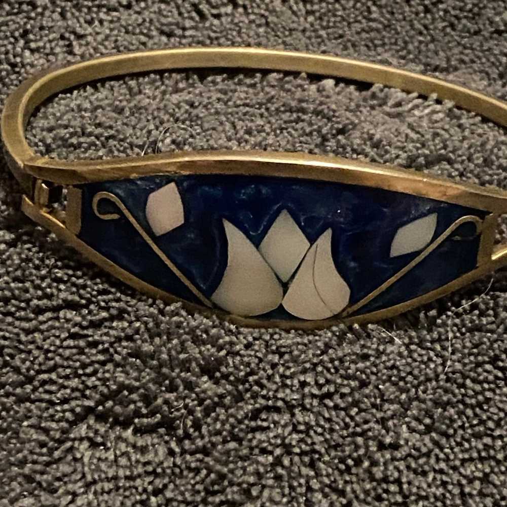 Antique inlaid flower bracelet - image 4