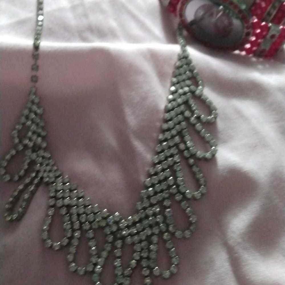 Miscellaneous jewelry and vintage necklace - image 3