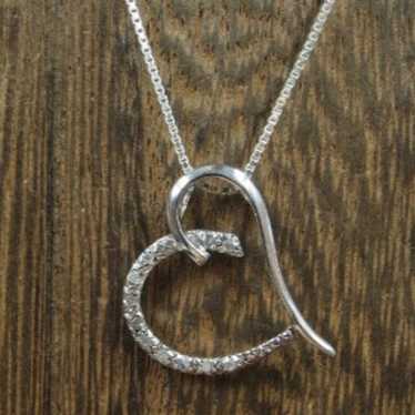 18" Sterling Silver Cloudy Diamond Love Heart Neck