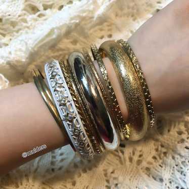 Costume Jewelry Fashion Stacking Gold Tone Bangle… - image 1