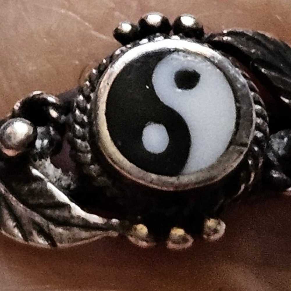 Vintage Sterling Silver Dainty Yin Yang Ring - image 3