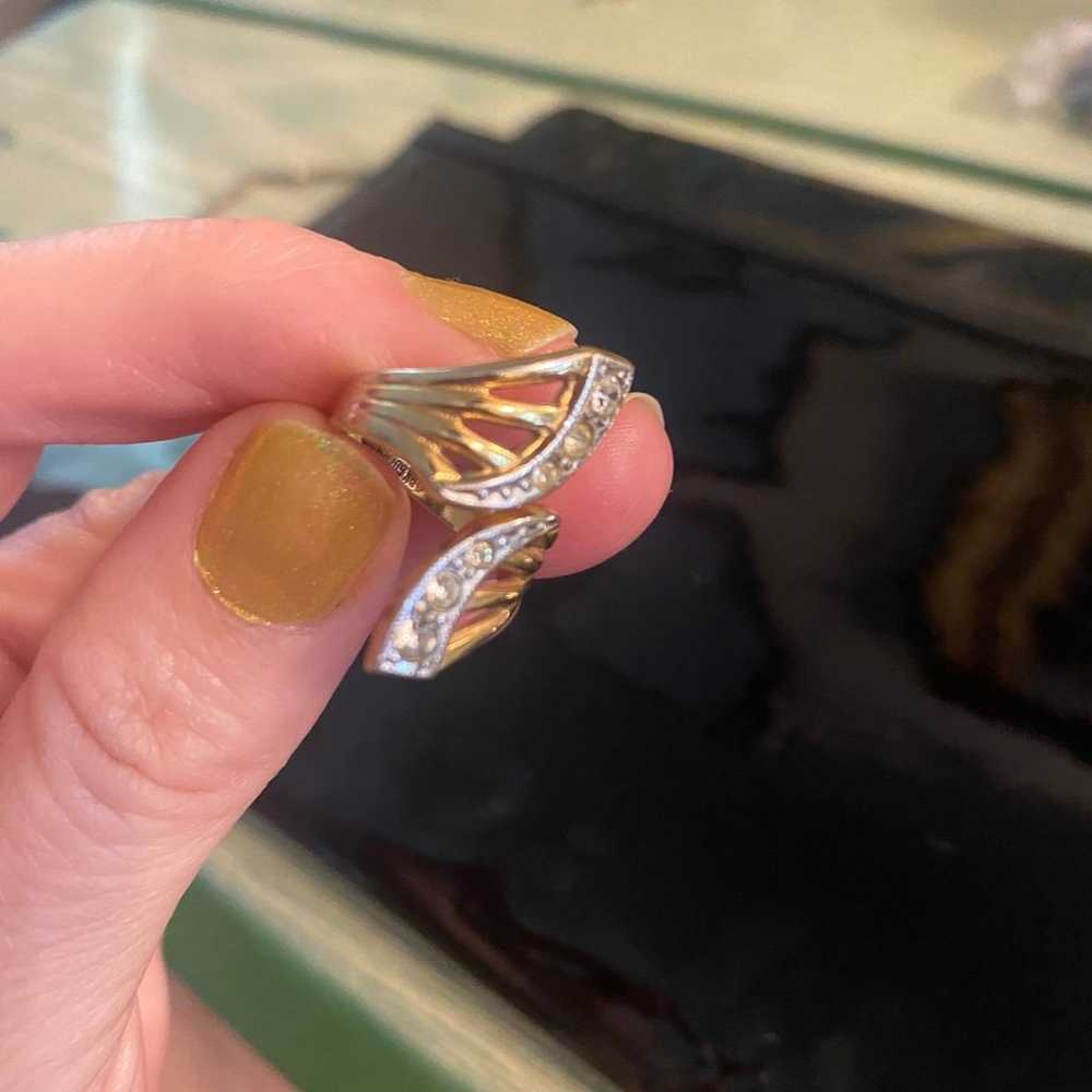 Vintage 18k gold electroplated ring size is about… - image 3