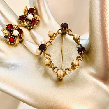 Antique vintage dainty Ruby Rhinestone Earrings &… - image 1