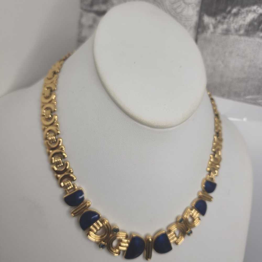 NecklaceVintage  Trifari Gold Tone  and blue  col… - image 2