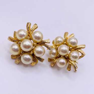 Women’s Vintage Judith McCann Pearl Cluster Flowe… - image 1