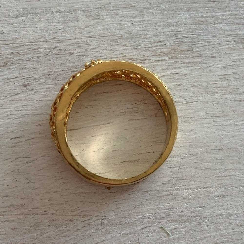 Avon Vintage Ring Gold Band Size 7 - image 3