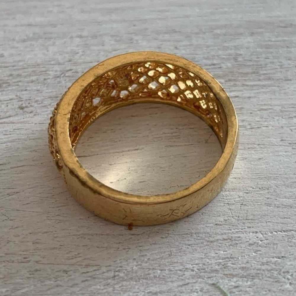 Avon Vintage Ring Gold Band Size 7 - image 4