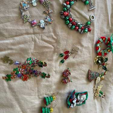 Christmas jewlery Lot vintage - image 1