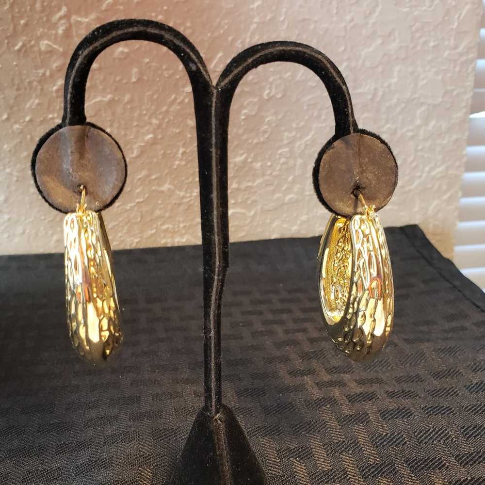 Vintage 18K Gold Plated Huge Hoop Earrings Textur… - image 10