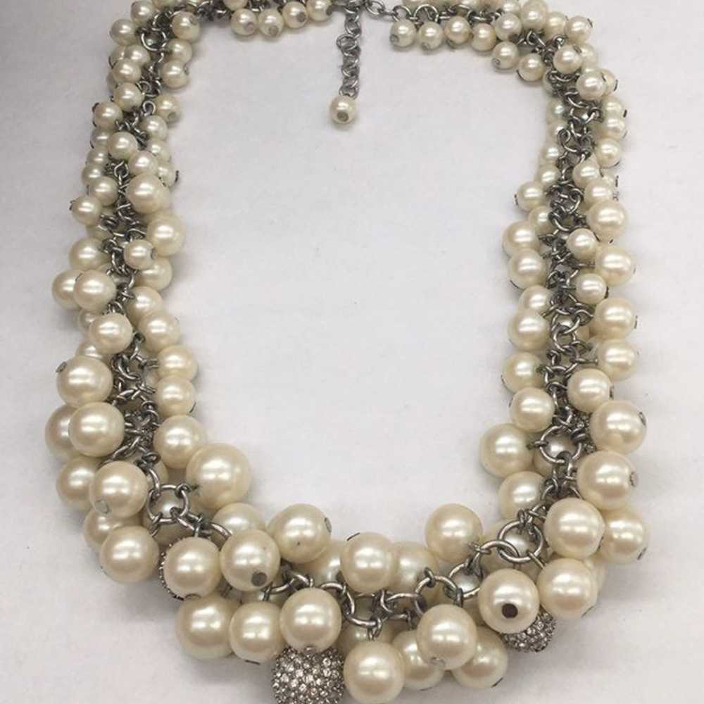 Vintage faux pearl & crystal Necklace - image 2