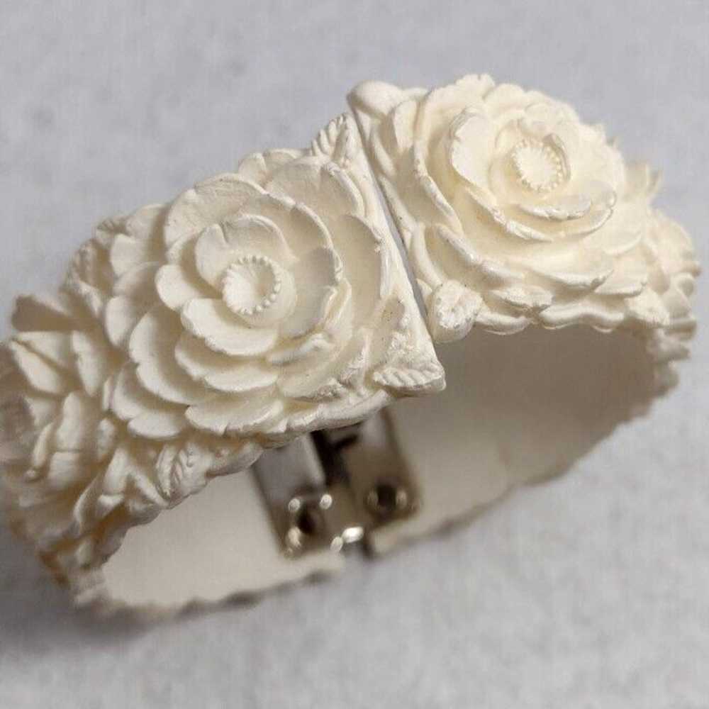 Vintage Molded Celluloid Floral Flower Clamper Br… - image 2