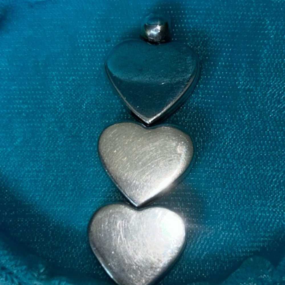 VINTAGE TRIPLE HEART STERLING SILVER PENDANT - image 3