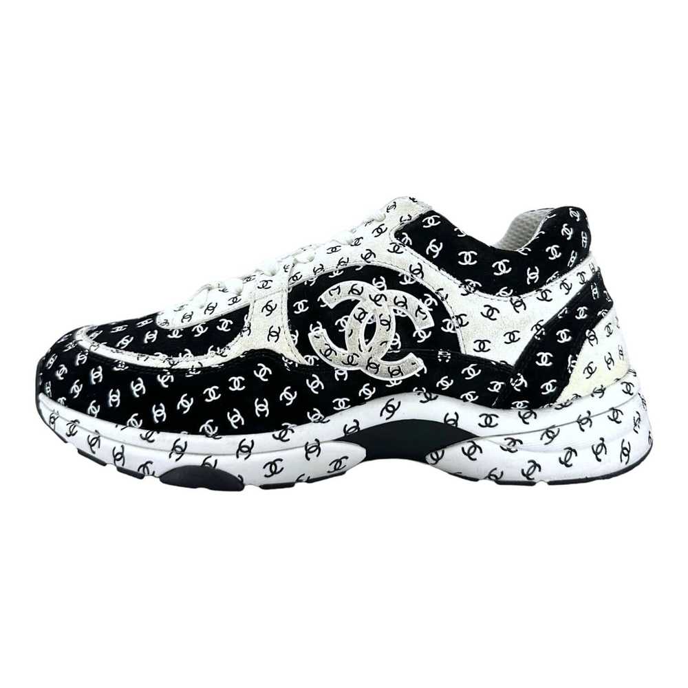 Chanel Suede Trainer Printed CC Black White - image 2