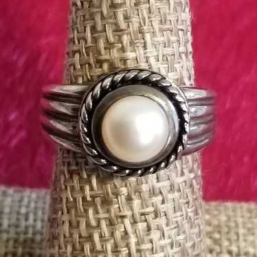 Sterling Silver & Genuine Pearl Ring - image 1