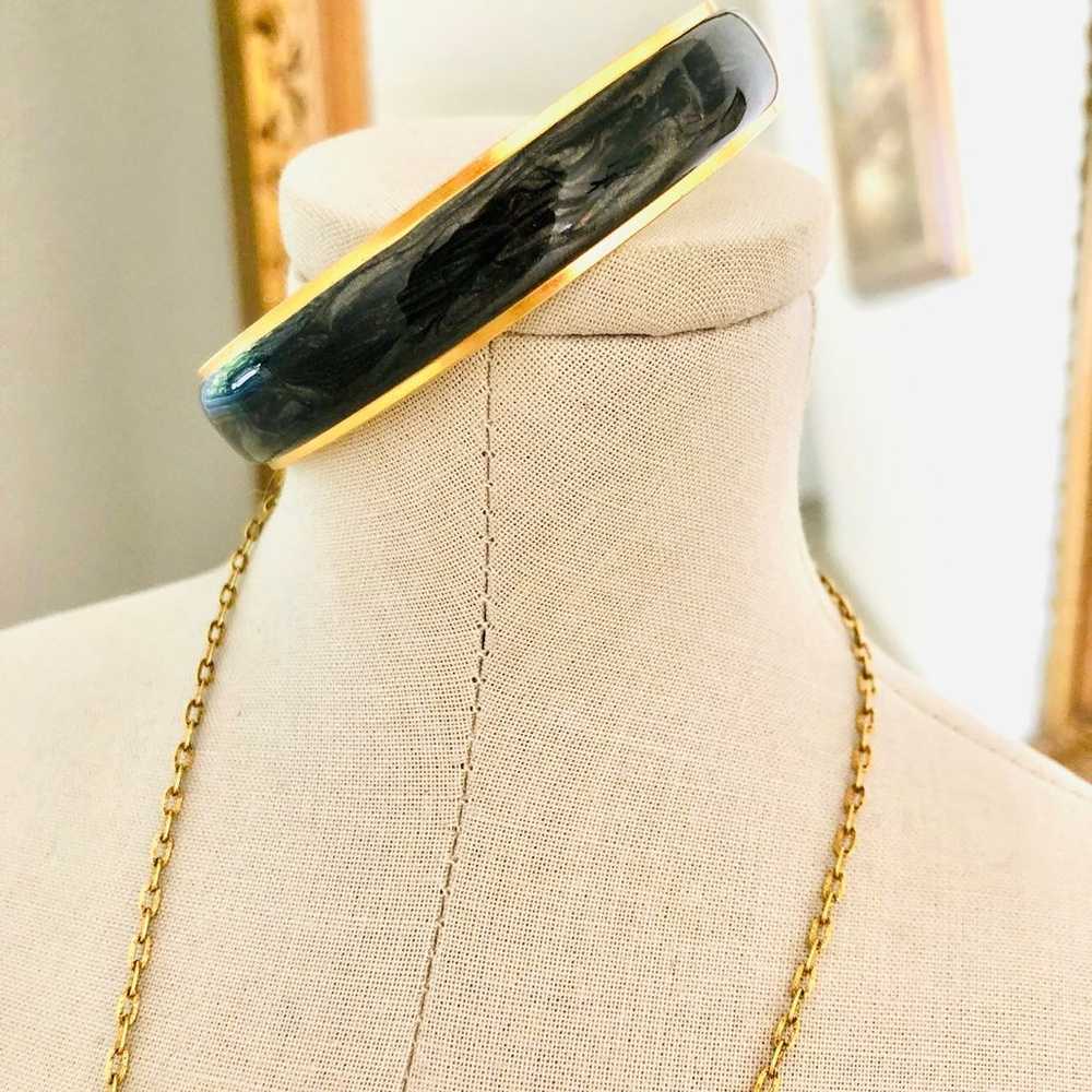 Vintage Black Crystal Necklace & Marbled Bracelet - image 6