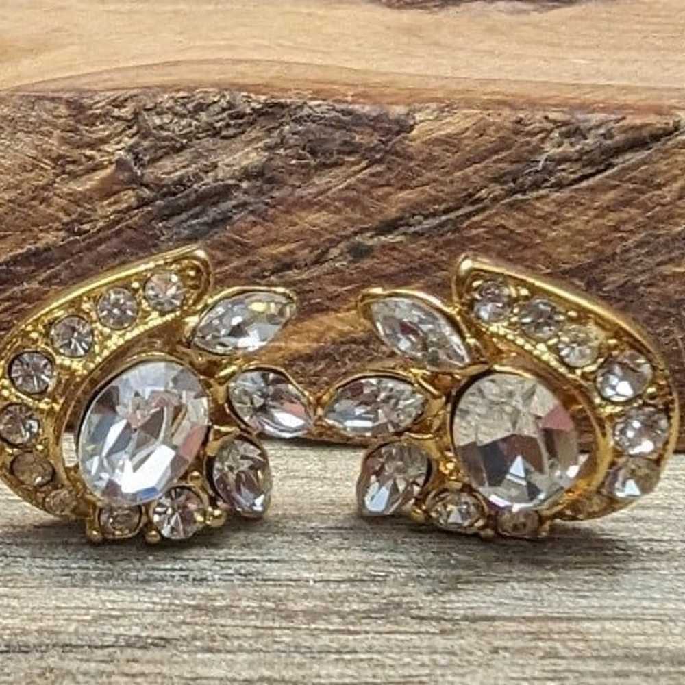 Vintage Trifari Post Earrings - image 2