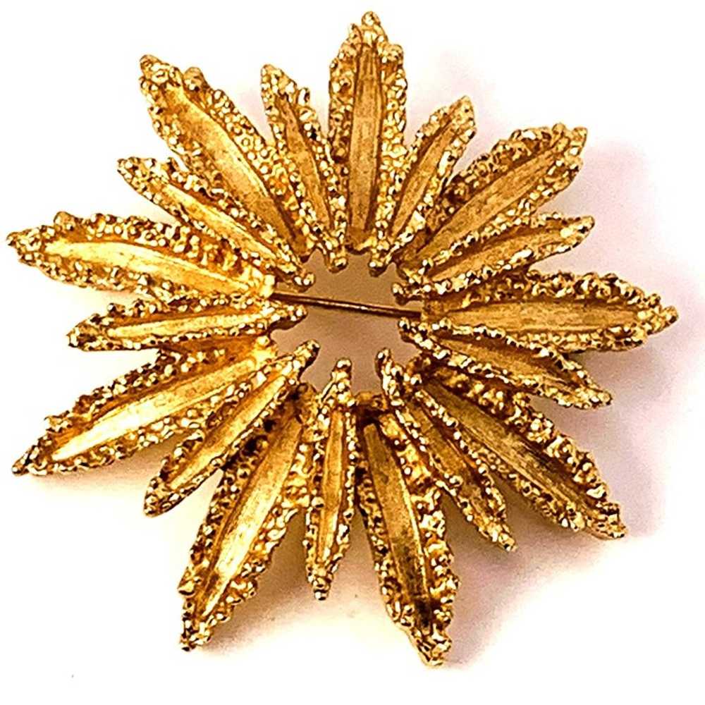 AVON Starburst Brooch Gold Tone Statement Flower … - image 1