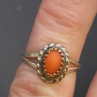 VINTAGE STERLING SILVER RED CORAL RING # 551