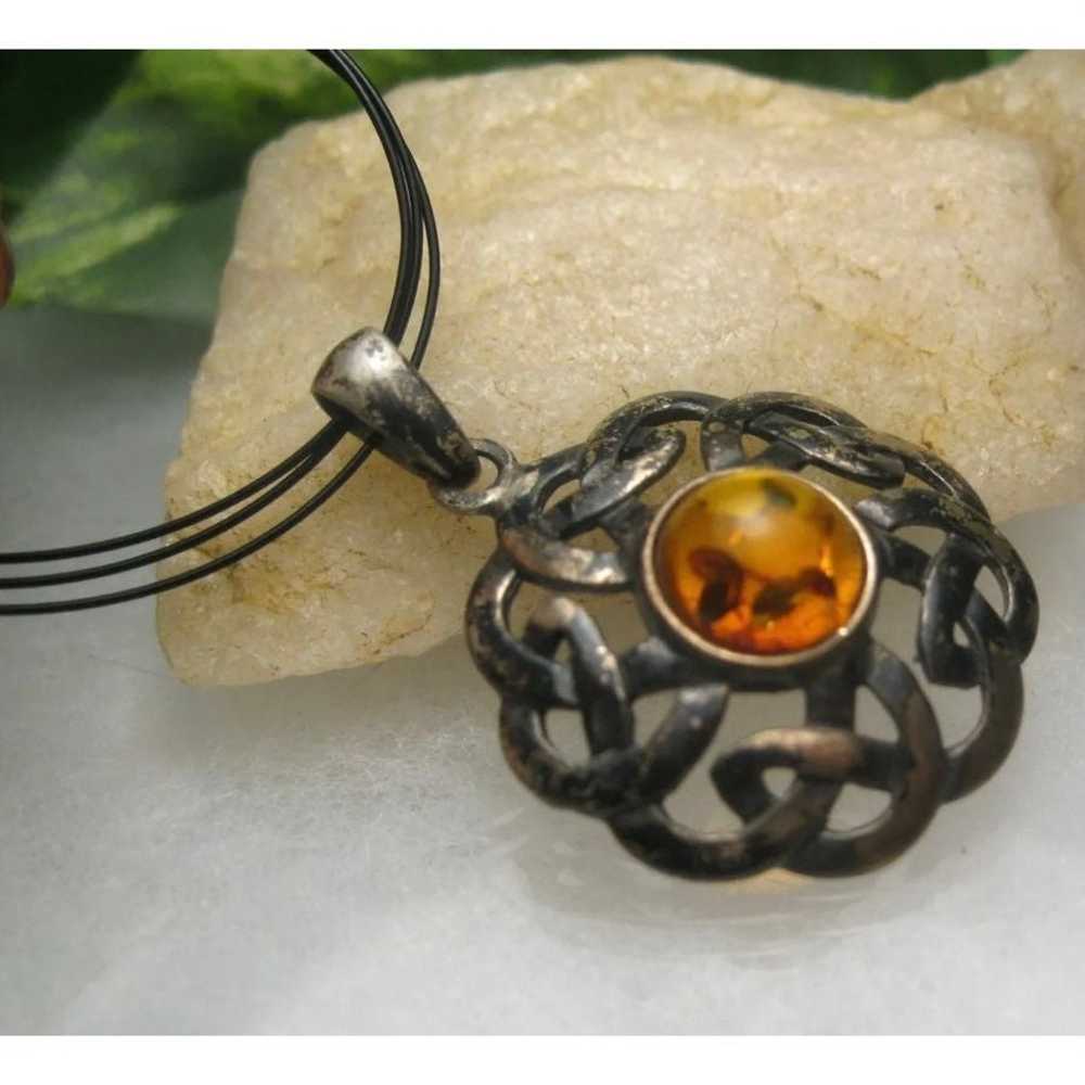 VINTAGE STERLING  SILVER  CELTIC AMBER PENDANT NE… - image 10