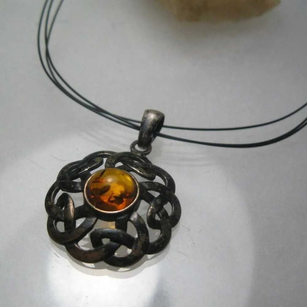 VINTAGE STERLING  SILVER  CELTIC AMBER PENDANT NE… - image 2