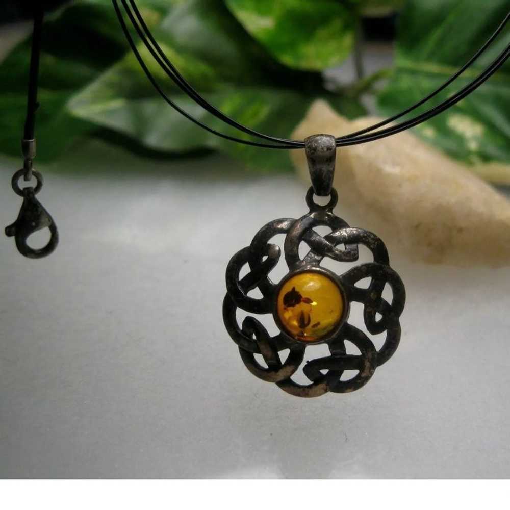 VINTAGE OLD CELTIC AMBER PENDANT NECKLACE - image 3