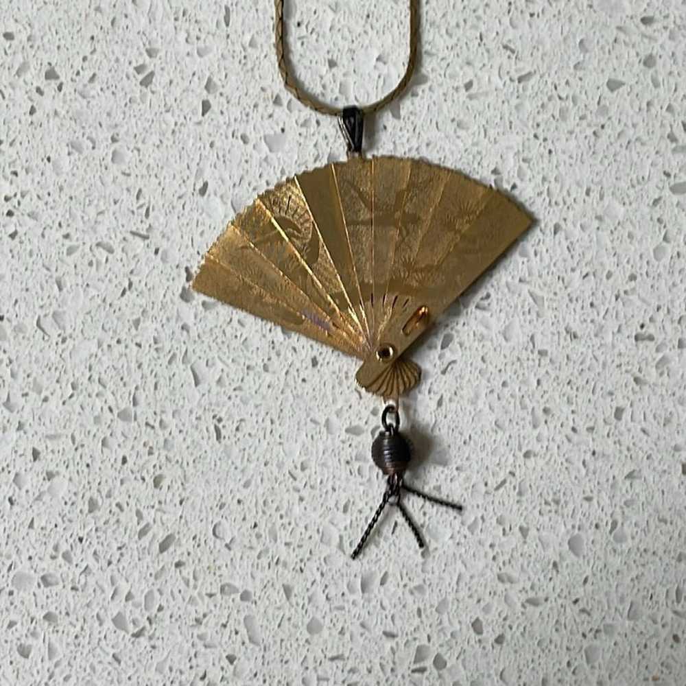 Vintage 14k GP Asian fan pendant necklace - image 4