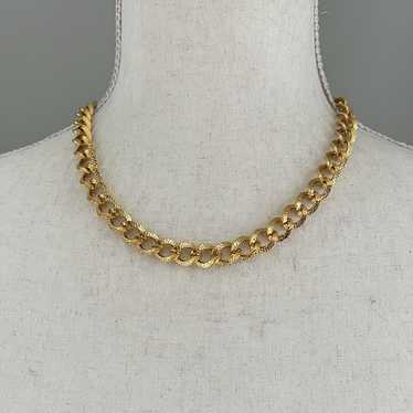 Vintage Monet Textured Gold Tone Link Chain Colla… - image 1